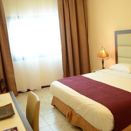 Arcadia Hotel Suites Sharjah Exterior photo
